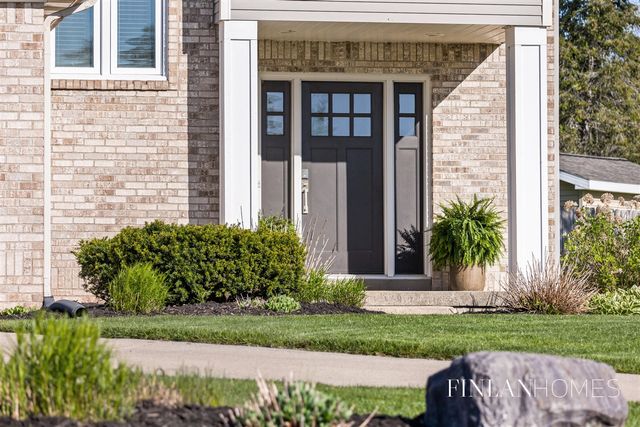 6145 Glengarry Drive, Caledonia, MI 49316