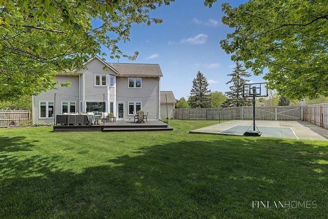 6145 Glengarry Drive, Caledonia, MI 49316