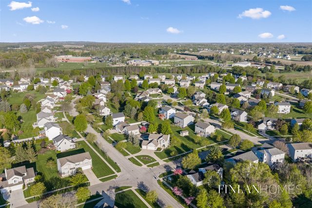6145 Glengarry Drive, Caledonia, MI 49316