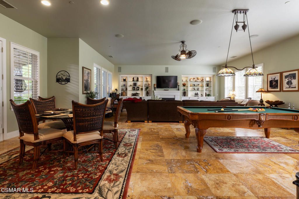 Image 14 of property listing at 5006 Read Road, Moorpark, CA 93021