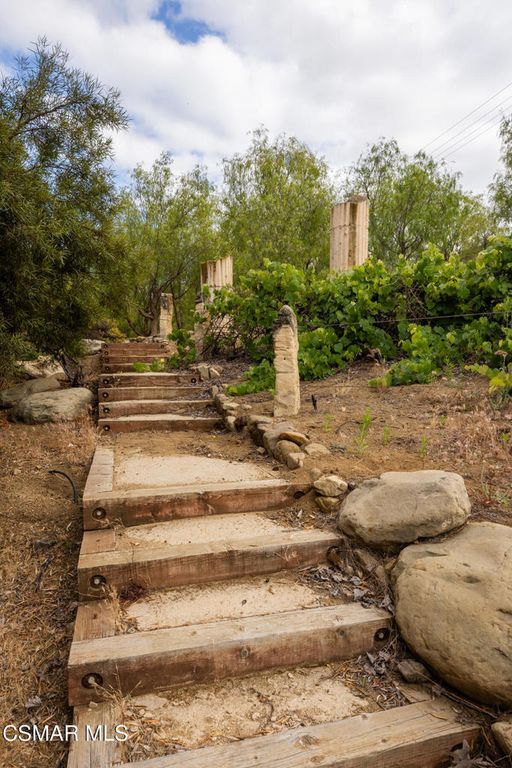 Image 57 of property listing at 5006 Read Road, Moorpark, CA 93021