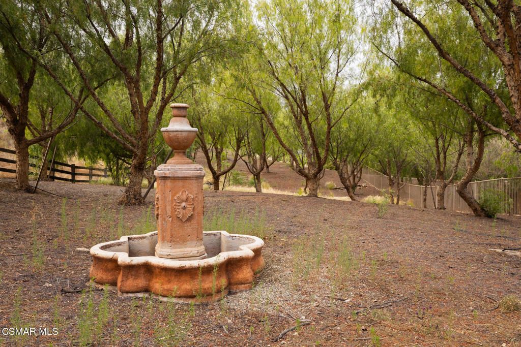 Image 60 of property listing at 5006 Read Road, Moorpark, CA 93021