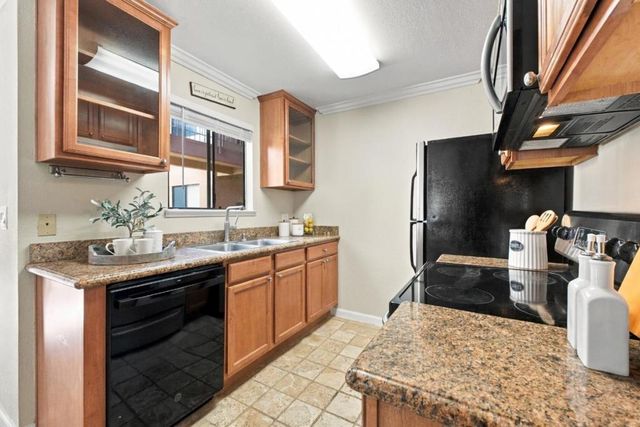2250 Monroe Street 264, Santa Clara, CA 95050