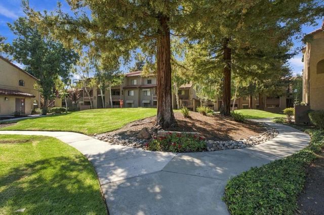 2250 Monroe Street 264, Santa Clara, CA 95050