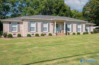 106 Collier Drive, Albertville, AL 35951