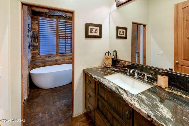 11670 E Miles Street, Tucson, AZ 85748