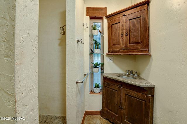 11670 E Miles Street, Tucson, AZ 85748