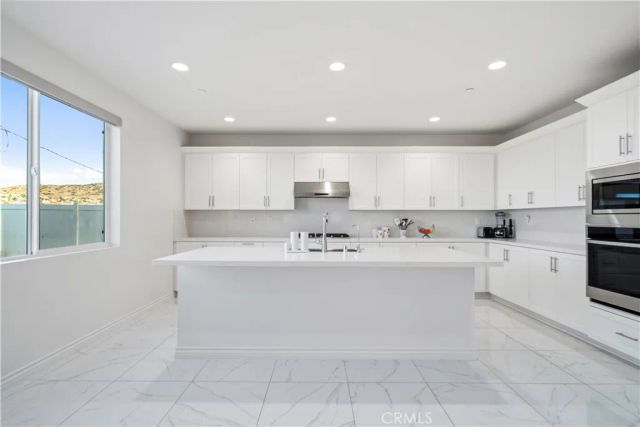 38856 Malva Rosa Drive, Palmdale, CA 93551