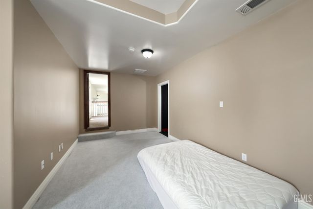 17564 Harvest Grove Court, Bakersfield, CA 93314