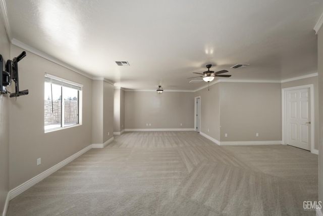 17564 Harvest Grove Court, Bakersfield, CA 93314