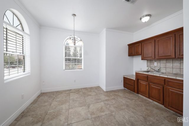 17564 Harvest Grove Court, Bakersfield, CA 93314
