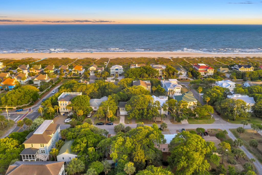 4005 Cameron Boulevard, Isle Of Palms, SC 29451