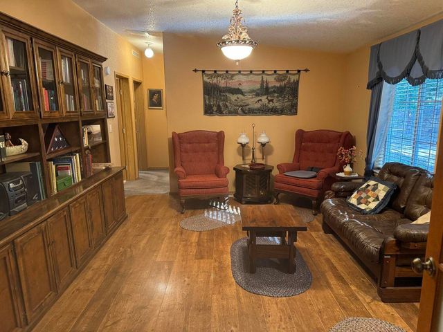 876 Ferry Road, Grants Pass, OR 97526