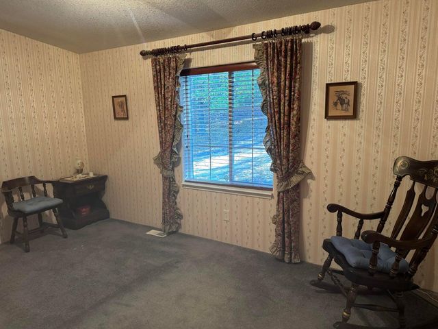 876 Ferry Road, Grants Pass, OR 97526