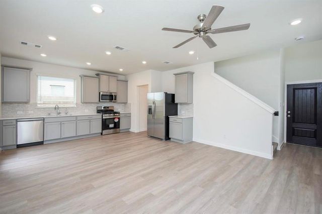 17231 Walden Lake Lane, Hockley, TX 77447