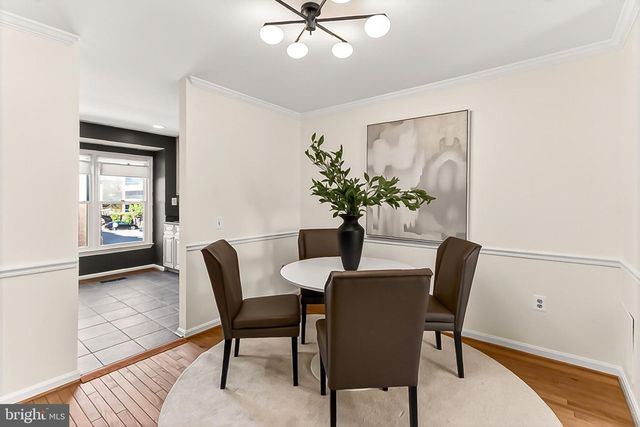 104 S WISE ST, Arlington, VA 22204