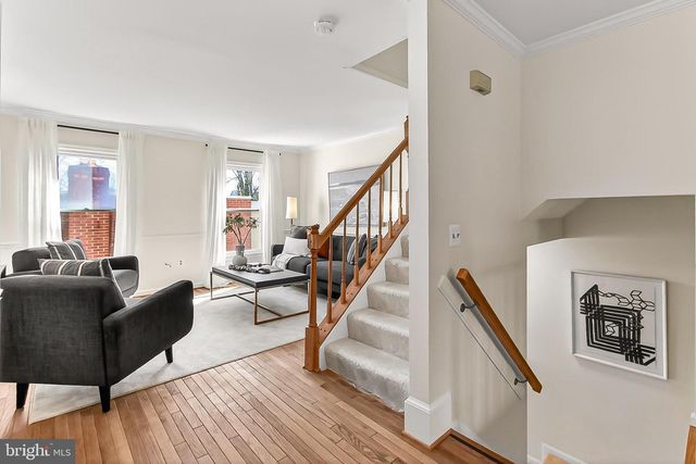 104 S WISE ST, Arlington, VA 22204