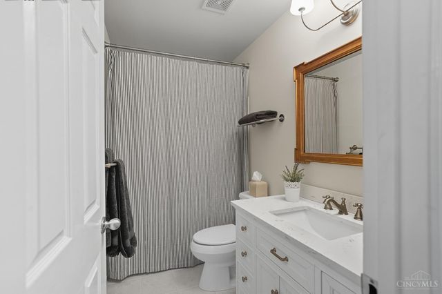 3882 Crooked Tree Drive, Mason, OH 45040