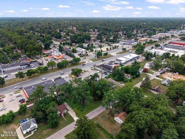 20621 Westhaven Avenue, Southfield, MI 48075