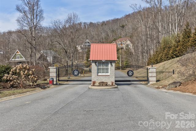 46 Carden Drive 10, Weaverville, NC 28787