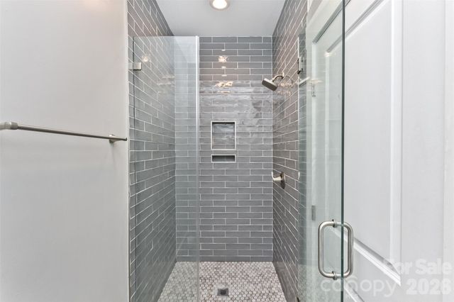 46 Carden Drive 10, Weaverville, NC 28787