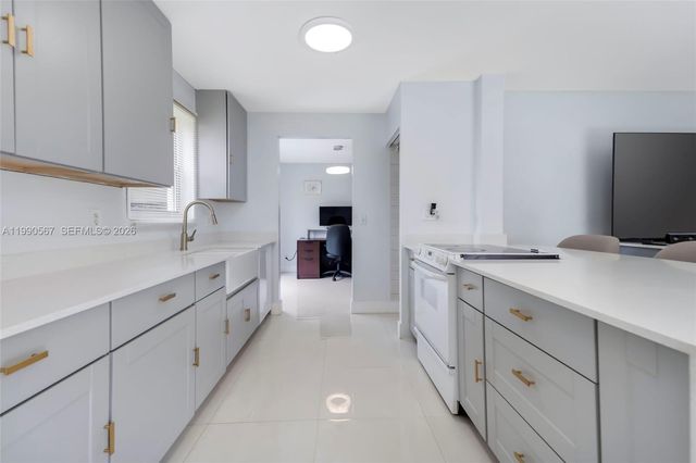 10020 SW 223rd Ln, Cutler Bay, FL 33190