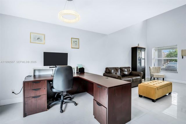 10020 SW 223rd Ln, Cutler Bay, FL 33190