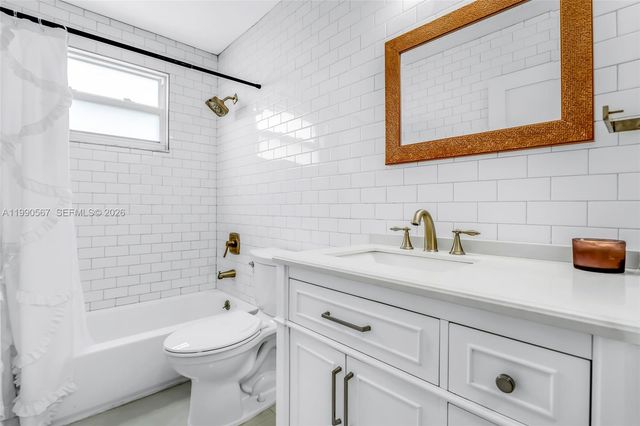 10020 SW 223rd Ln, Cutler Bay, FL 33190