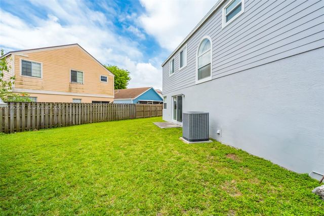 10020 SW 223rd Ln, Cutler Bay, FL 33190