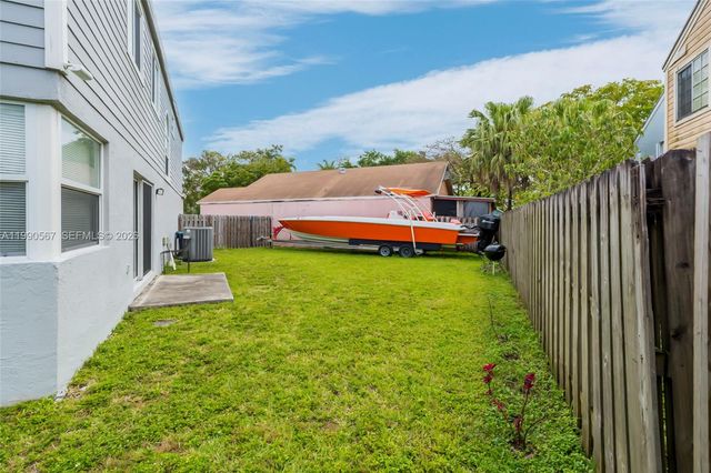 10020 SW 223rd Ln, Cutler Bay, FL 33190