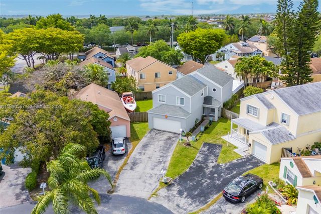 10020 SW 223rd Ln, Cutler Bay, FL 33190