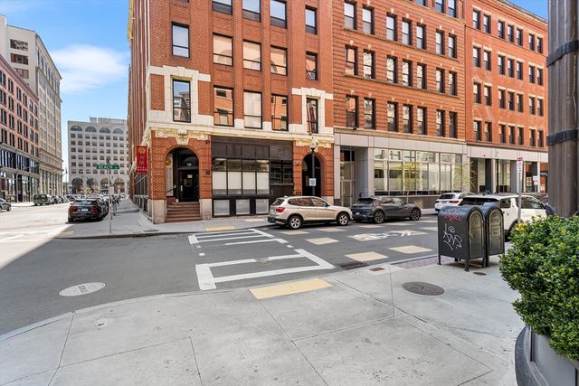 121-123 Beach St 801, Boston, MA 02111