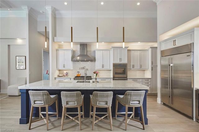 6771 Hunters RD, Naples, FL 34109