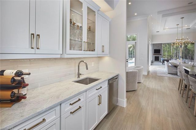 6771 Hunters RD, Naples, FL 34109