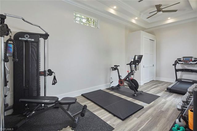 6771 Hunters RD, Naples, FL 34109