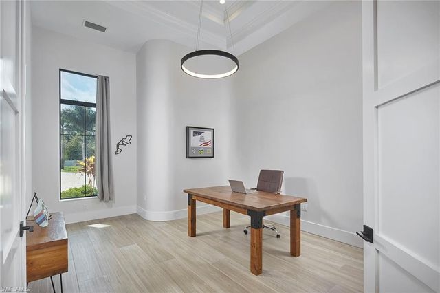 6771 Hunters RD, Naples, FL 34109