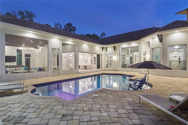 6771 Hunters RD, Naples, FL 34109