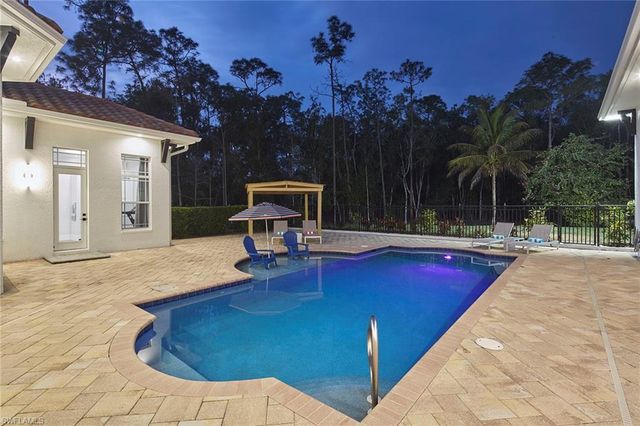 6771 Hunters RD, Naples, FL 34109