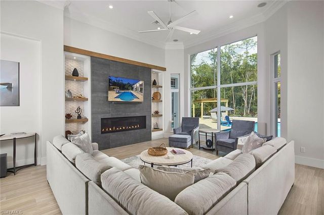 6771 Hunters RD, Naples, FL 34109