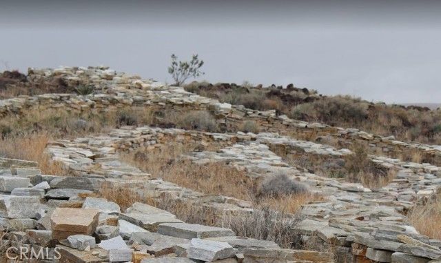 21 Luna Vista Lane, Yucca Valley, CA 92284