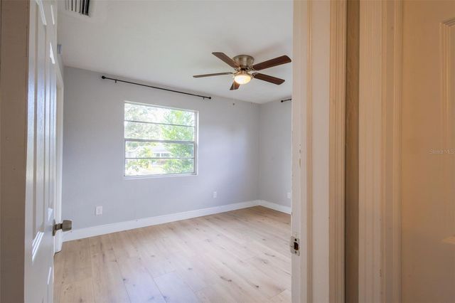 5131 13TH AVENUE N, St Petersburg, FL 33710