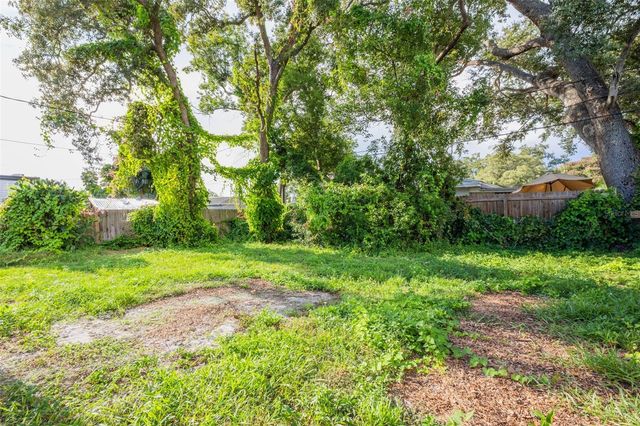 5131 13TH AVENUE N, St Petersburg, FL 33710