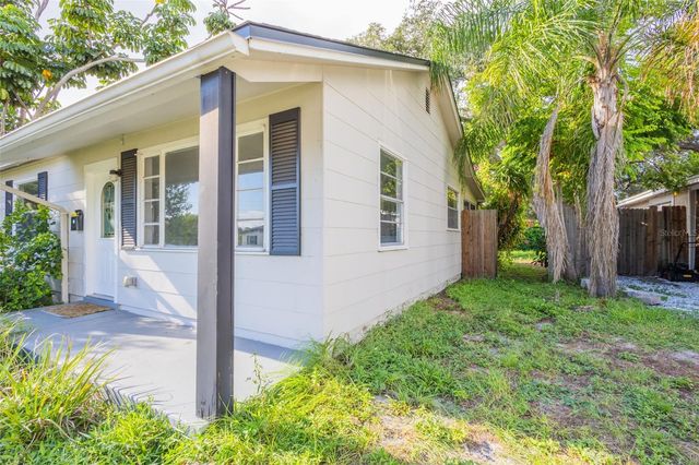 5131 13TH AVENUE N, St Petersburg, FL 33710