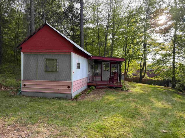 21 Hollow Lane, Gilford, NH 03249