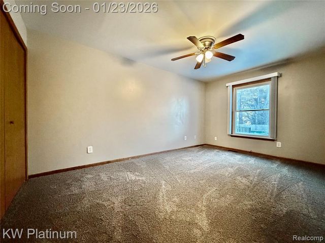 275 Maywood Street 12, Marysville, MI 48040