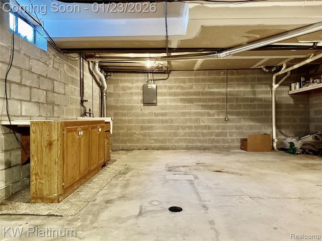 275 Maywood Street 12, Marysville, MI 48040