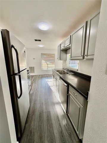 14222 VILLAGE VIEW DRIVE, Tampa, FL 33624