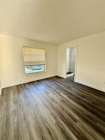 14222 VILLAGE VIEW DRIVE, Tampa, FL 33624