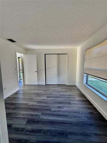 14222 VILLAGE VIEW DRIVE, Tampa, FL 33624