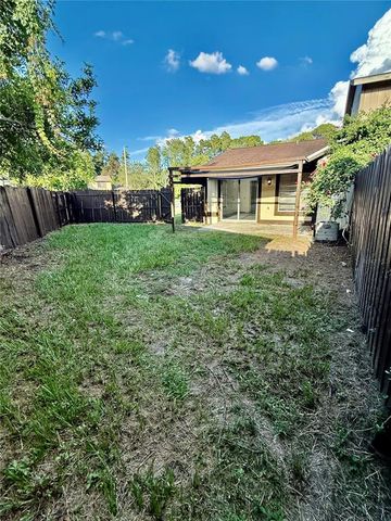 14222 VILLAGE VIEW DRIVE, Tampa, FL 33624